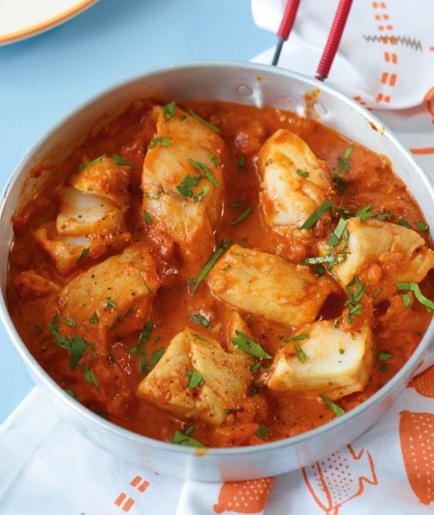 Gebackenes Zanderfilet in Tomatensauce